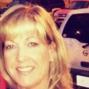 Meet your Posher, Leigh